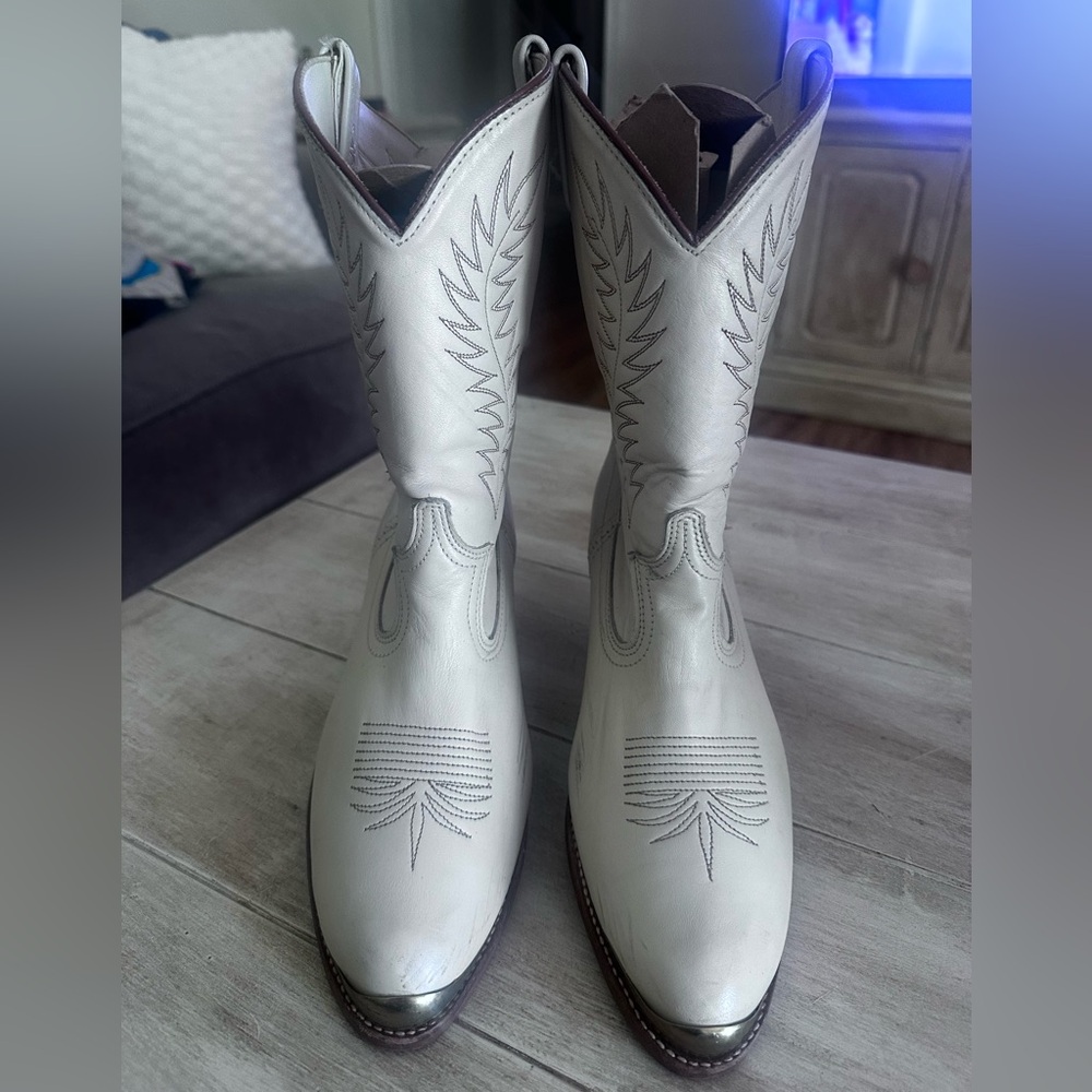Vintage Acme Cowboy boots!